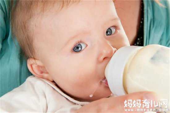 婴儿配方奶有细菌可致宝宝生病该如何冲调及保存配方奶